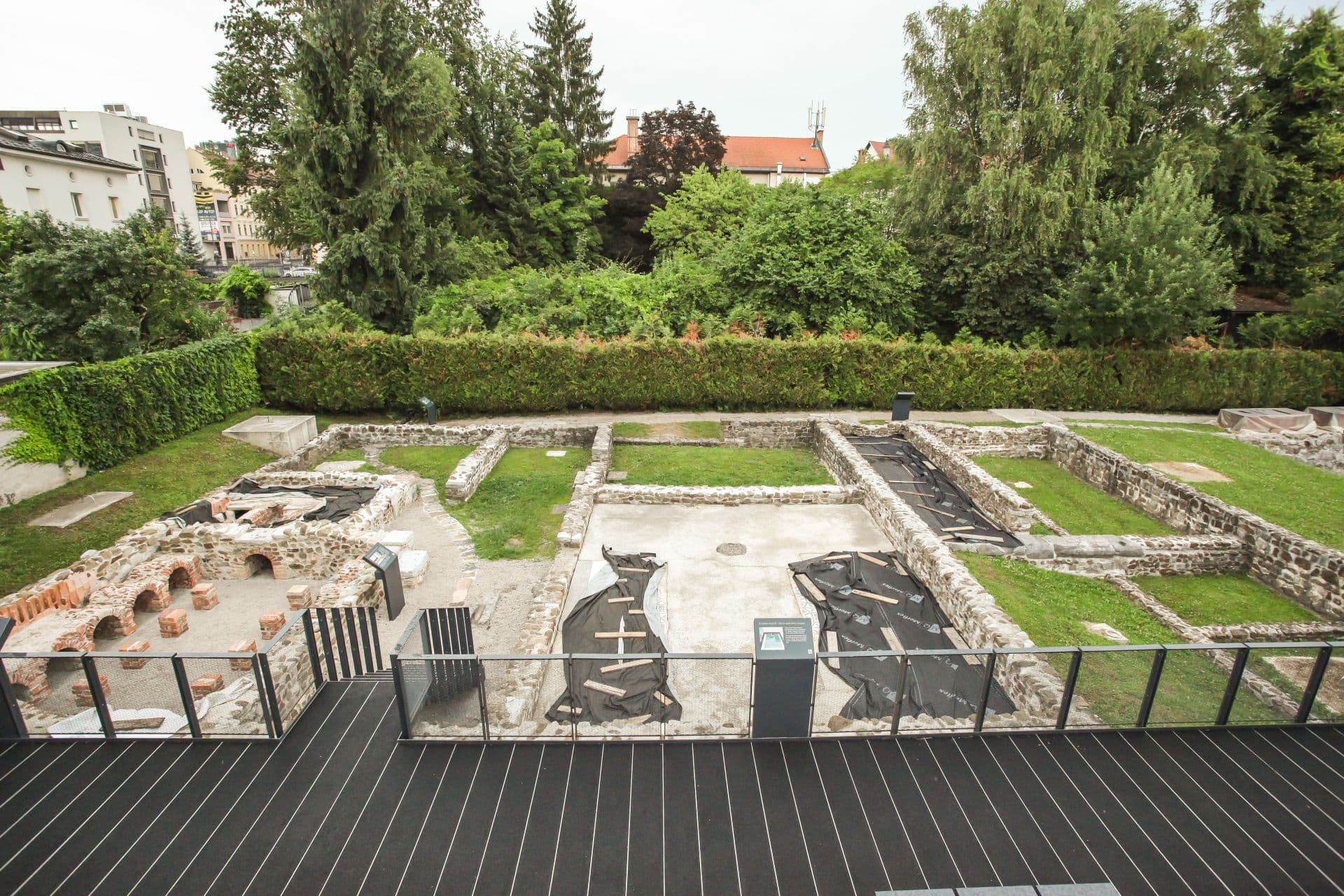 Terrace offering stunning panoramic views of the Roman archaeological park Emona
